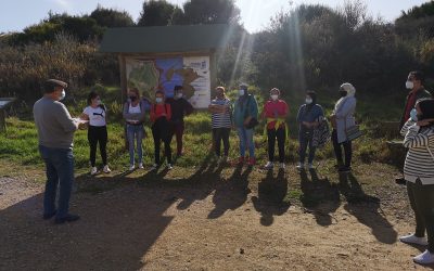 Tu barrio en positivo enseña a mujeres de Algeciras la historia de los prisioneros que hicieron trabajo esclavo