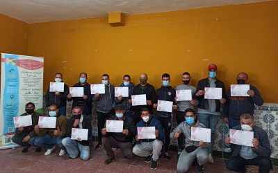 Tu barrio en positivo y Comisiones Obreras enseñan prevención de riesgos laborales a obreros de la construcción desempleados