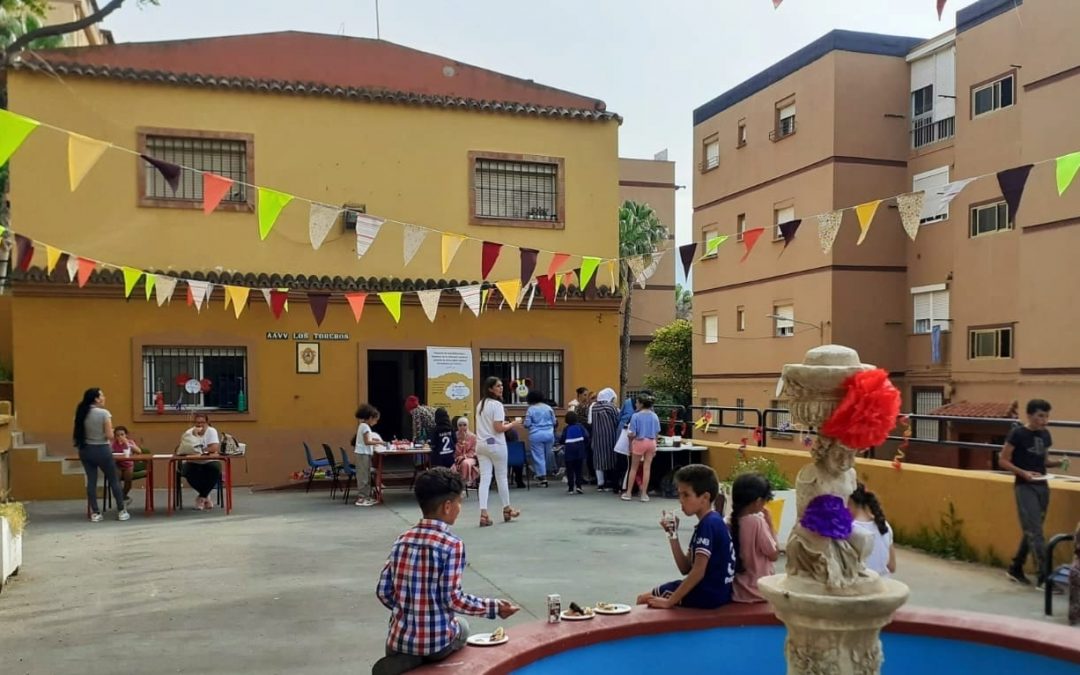 Luce tu barrio, nueva actividad comunitaria de Un barrio de tod@s en Los Toreros