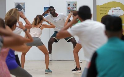 Fotos del taller de danza africana urbana y caligrafía árabe en Algeciras