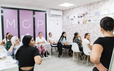 Concluye el curso de capacitación de estética de Tu barrio en positivo
