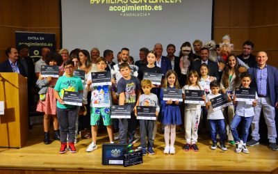 La Junta y Márgenes y Vínculos rinden homenaje a los menores tutelados y a las familias de acogidas andaluzas