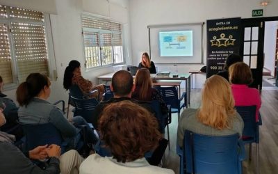 La importancia del acogimiento familiar, nueva sesión en la Escuela de Familia de Los Barrios