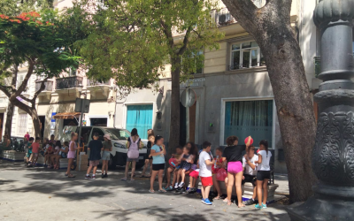Las locas aventuras del capitán@ y su tripulación.com”, de Márgenes y Vínculos en la capital gaditana, destacada como referente de infancia, aprendizaje y verano
