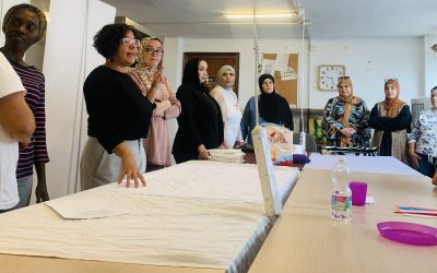 Márgenes y Vínculos forma a dieciocho mujeres migrantes para trabajar en el cuidado de personas dependientes