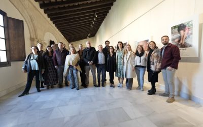 Márgenes y Vínculos inaugura en Jerez y por el Día internacional del niño la exposición Felicidad sobre el acogimiento familiar