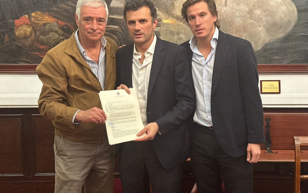 El Ayuntamiento de Cádiz y Márgenes y Vínculos renuevan el convenio para la prevención del maltrato a la infancia